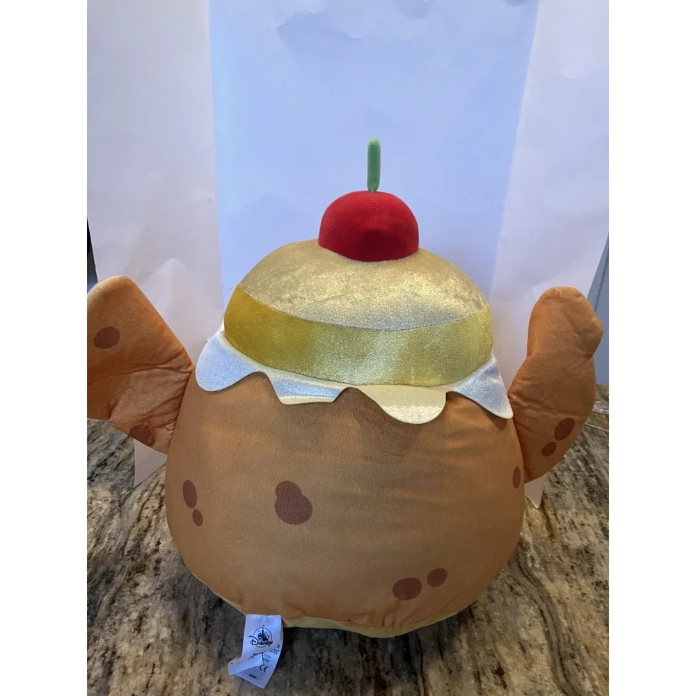 Disney Munchlings Stitch Pineapple Upside-Down Cake Scented Plush 18